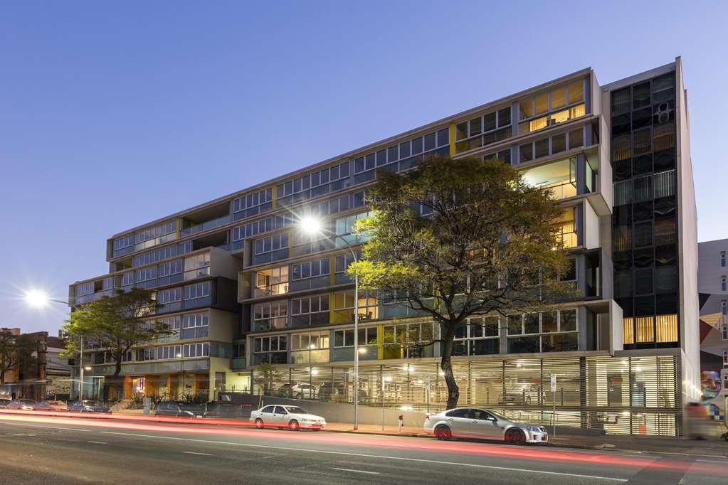 Istay Precinct Аделаида Экстерьер фото